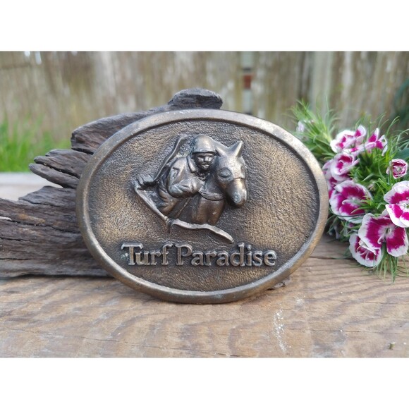 Vintage Turf Paradise Souvenir Belt Buckle // Horse Racing Memorabilia - Picture 1 of 10